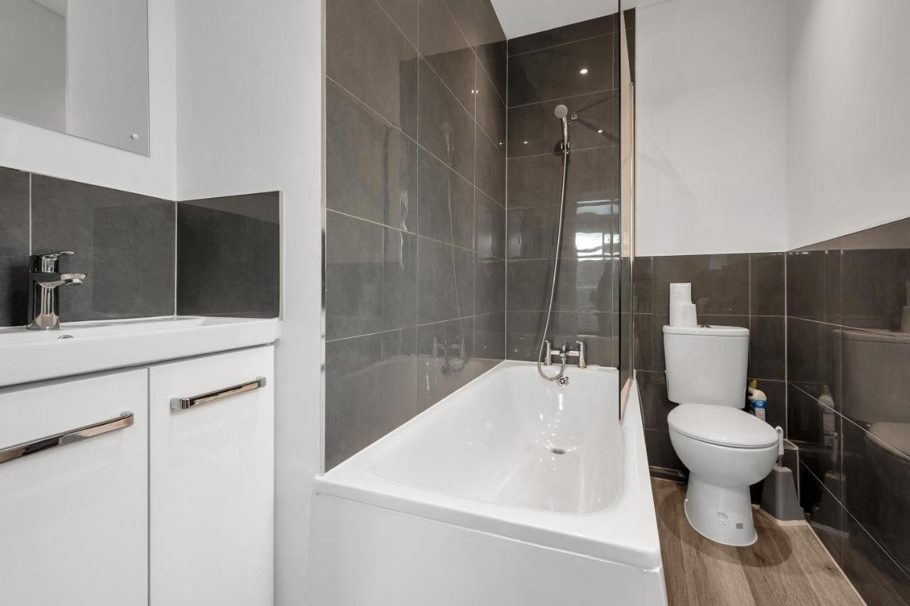 Modern In South West Wandsworth Appartement